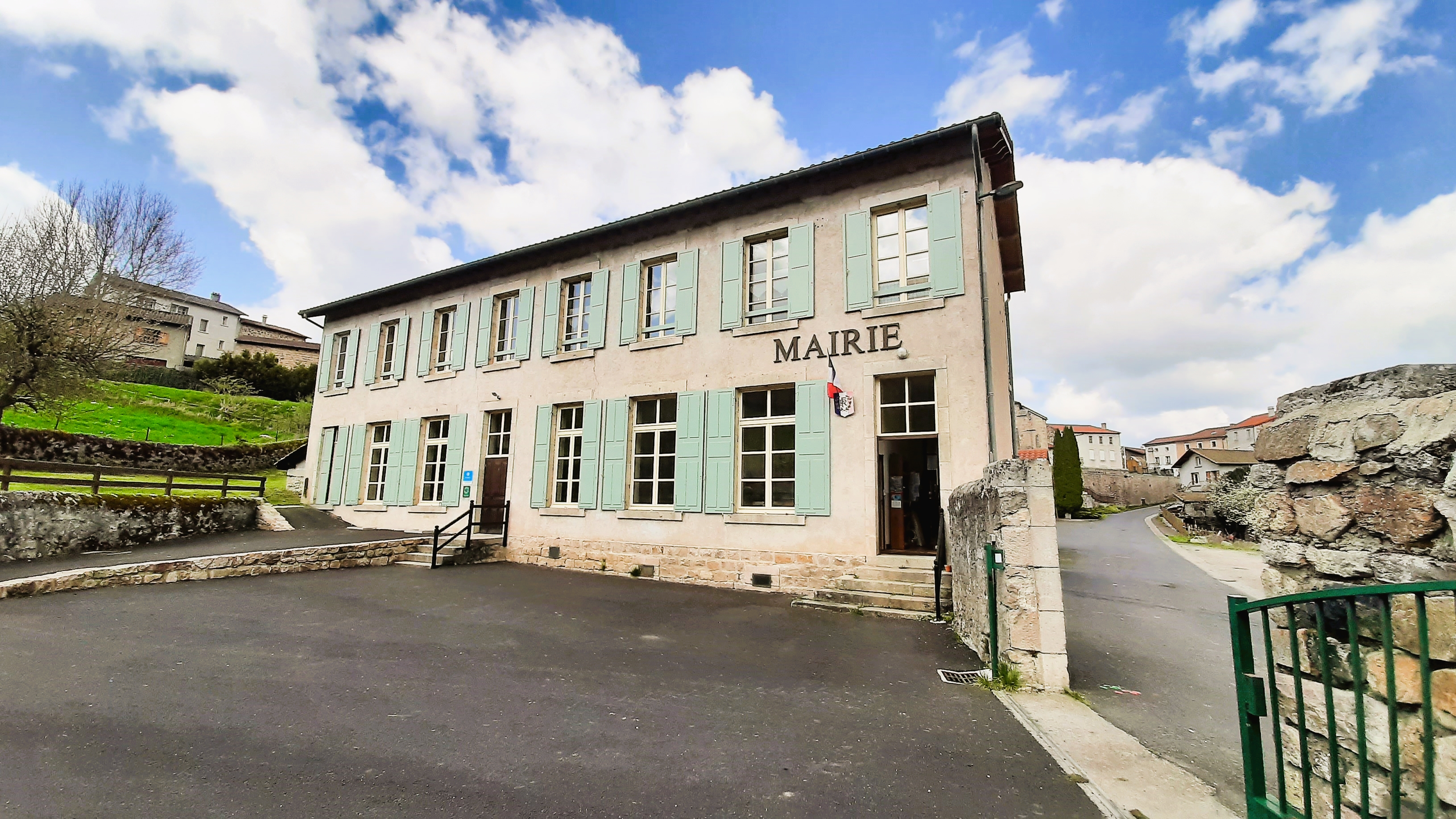 Gîte au-dessus de la mairie