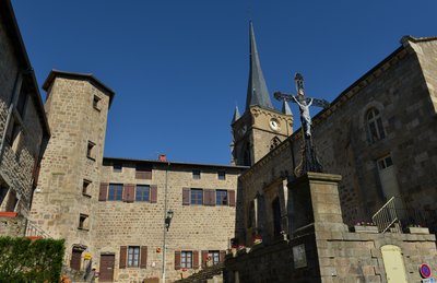 pcu_villagemedieval_saintpaldechalencon_Jc-Parayre