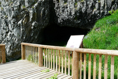 Grotte de Longetrée