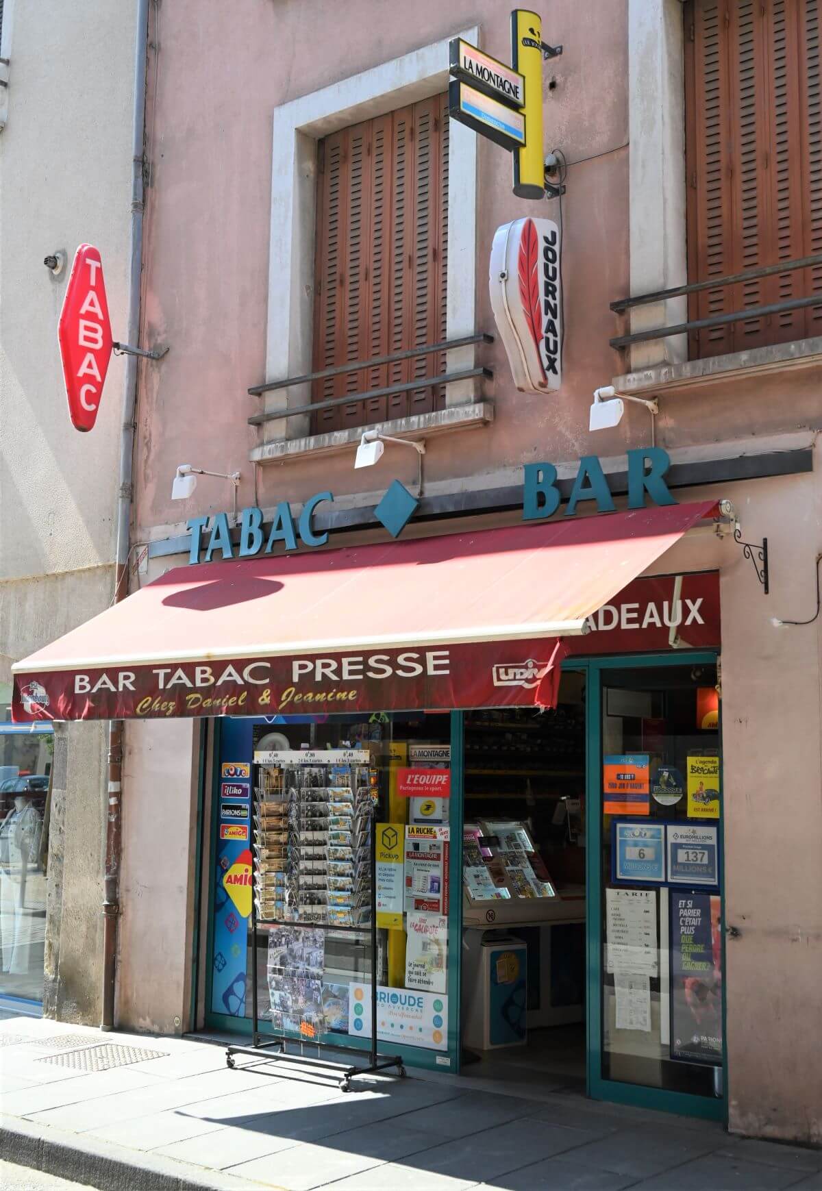 BAR TABAC PRESSE BRIOUDE