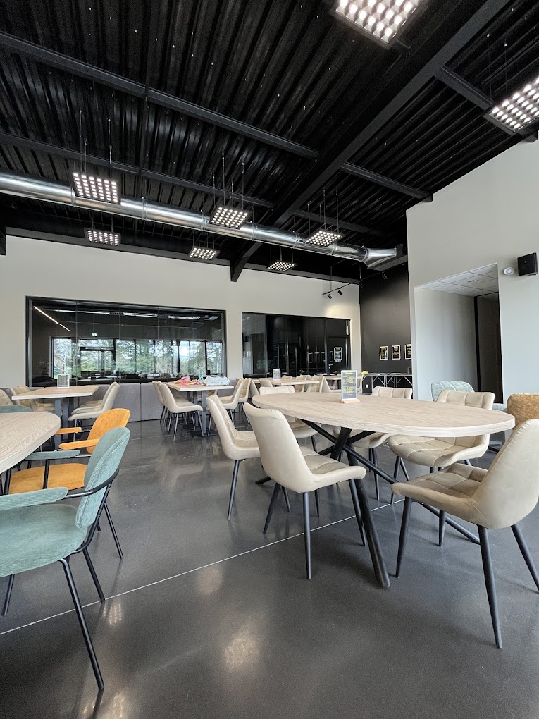 Espace snacking R'Padel_Saint-Maurice-de-Lignon