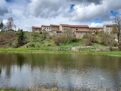 Gîtes 15 personnes | Varennes-Saint-Honorat_Varennes-Saint-Honorat