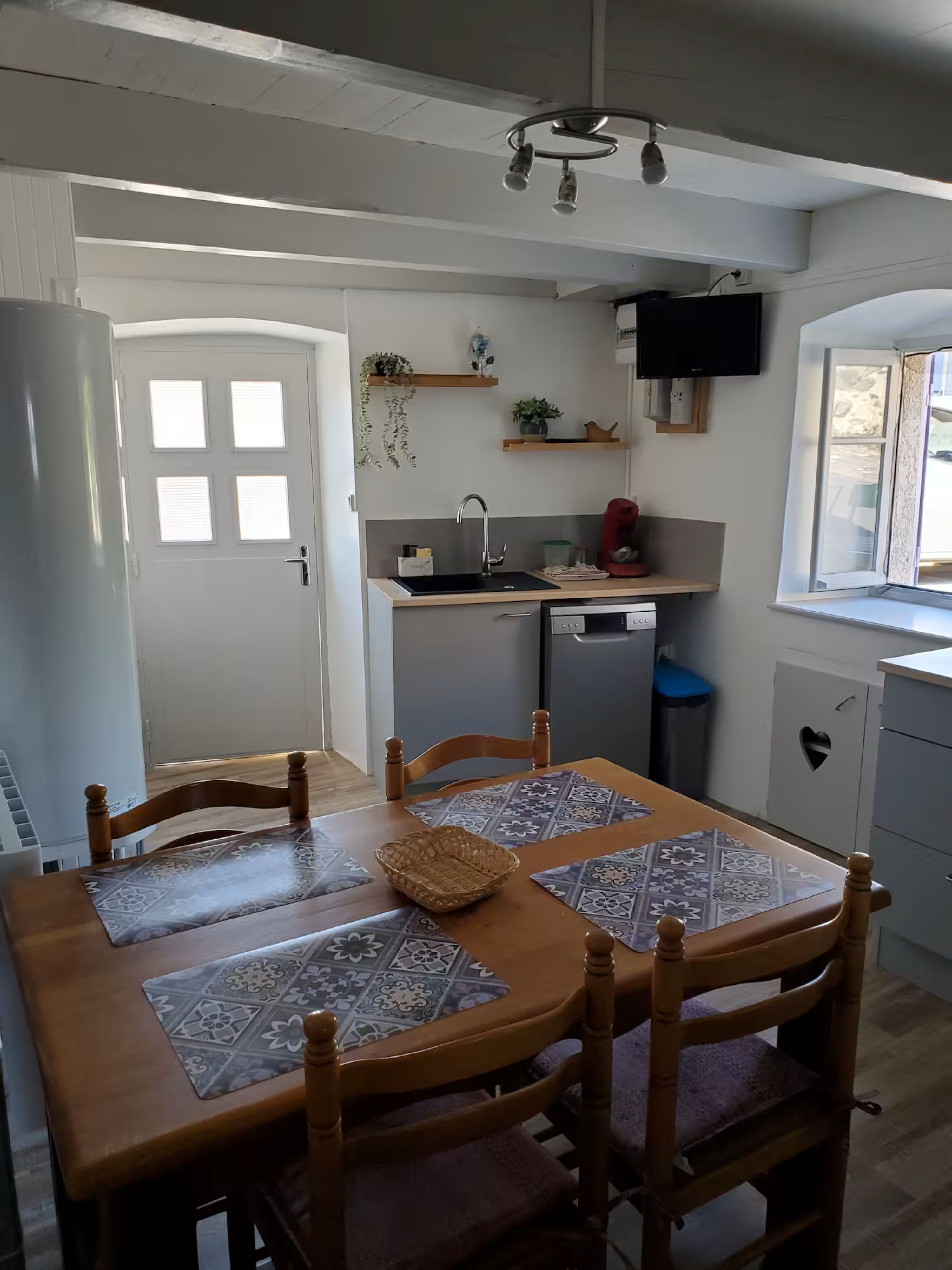 La maison près de la rivière_Cerzat